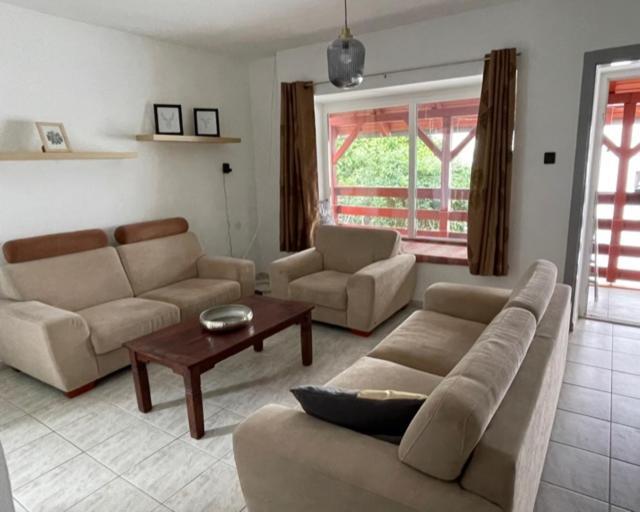 Boni Apartman Mişcolţ Exterior foto