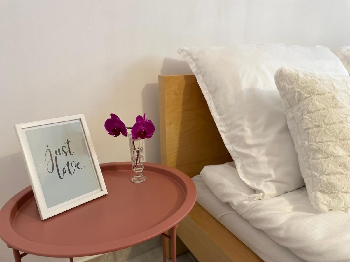 Boni Apartman Mişcolţ Exterior foto